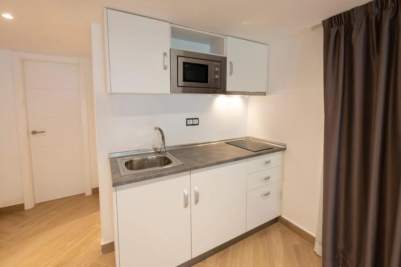 Apartamentos Blanco Sol Cala Vadella  Spanje